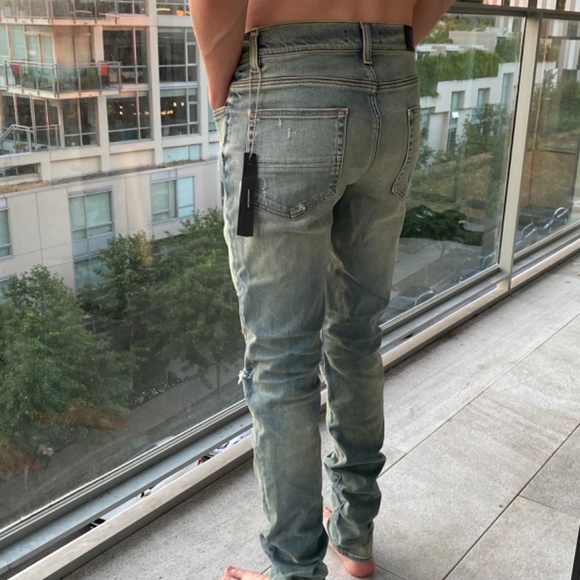 AMIRI Jeans (NEW) - Picture 2 of 5